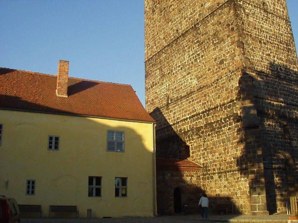Burg Hotel Ziesar Buitenkant foto