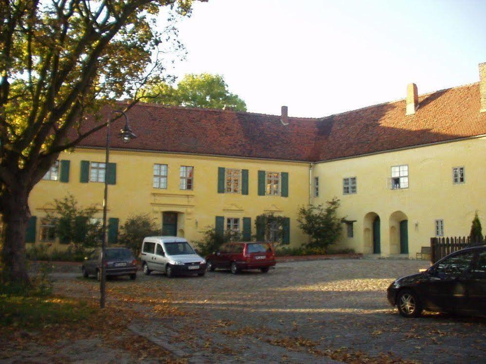 Burg Hotel Ziesar Buitenkant foto